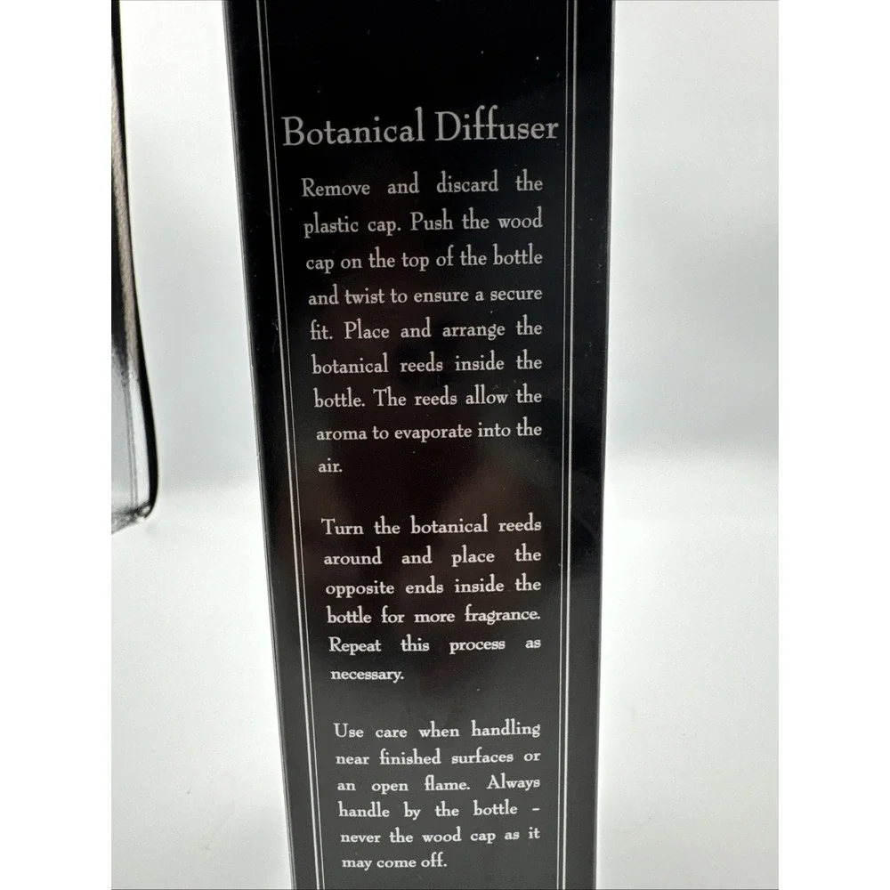 NIB Orange Citrus Fragrance Diffuser  W/7 Rattan Reeds 8‎ oz  Botanicals